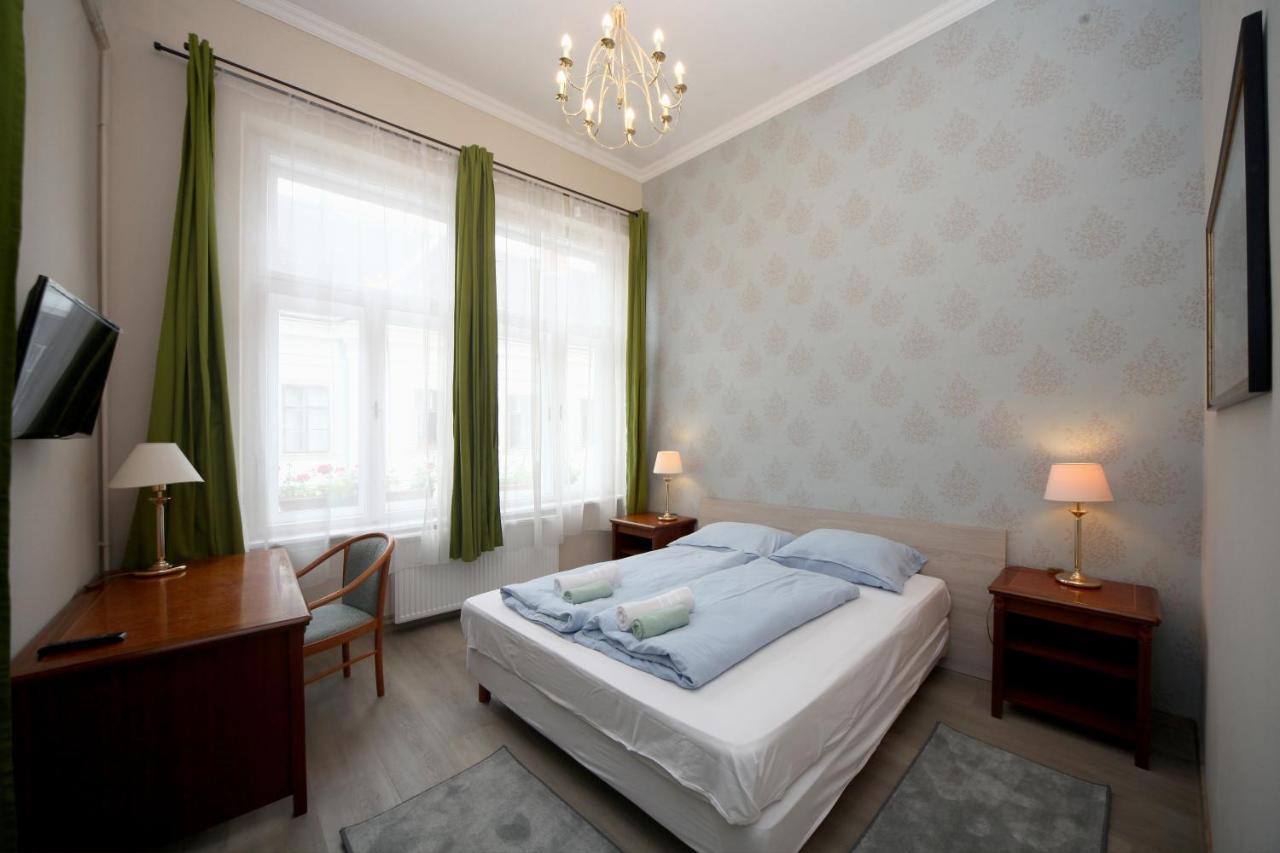 Cherry Apartman Eger Exterior foto
